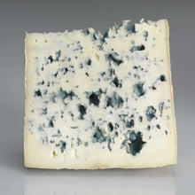 Load image into Gallery viewer, Blue Cheese Cow &amp; Goat Milk Wedge &quot;Spain&quot; 100g
